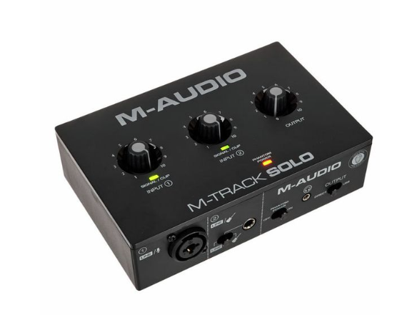 M-Audio M-Track Solo – Vue 3 | Fluxlab