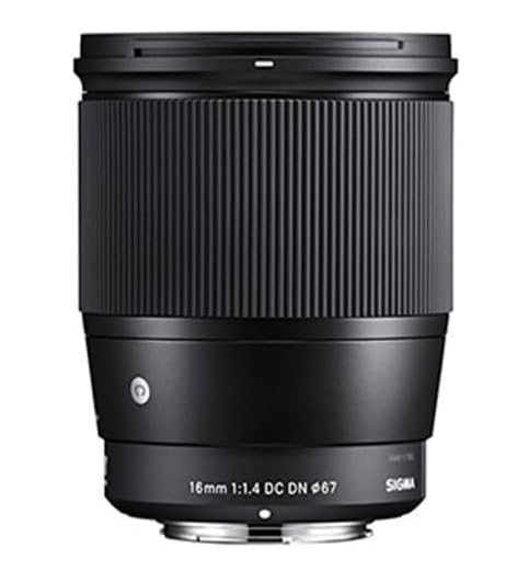 Sigma Objectif 16 mm F1, 4 DC DN  – Vue 2 | Fluxlab